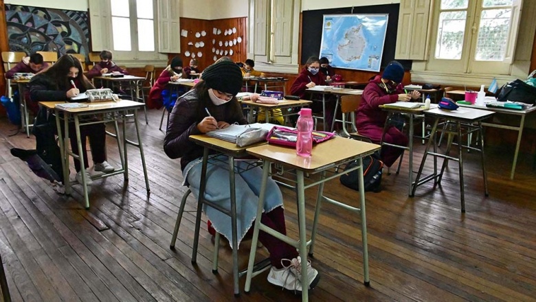 Ocho provincias retornan a clases presenciales con protocolos