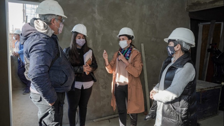 La gestión de Mayra continúa con obras de construcción de 24 viviendas
