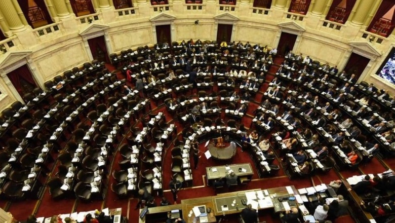 Quiénes son los diputados que juran hoy en el Congreso