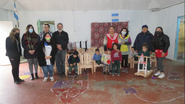 Personas privadas de la libertad de la Unidad Penal Nº23 de Florencio Varela donaron muebles y juguetes a un comedor de Bernal Oeste