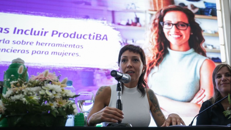 Mayra Mendoza participó en la Jornada Incluir "ProductiBa" en La Bernalesa
