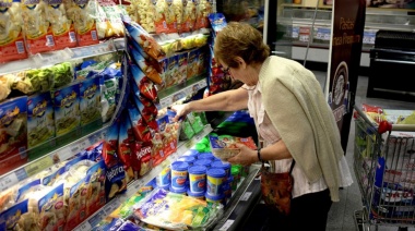 Según el INDEC, las ventas en supermercados bajaron 2,3% durante noviembre