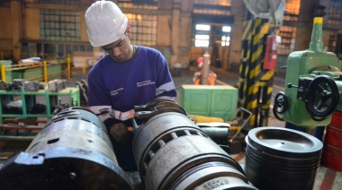 Los datos de la crisis: la industria cayó 6,9% y la construcción cedió 11,8%