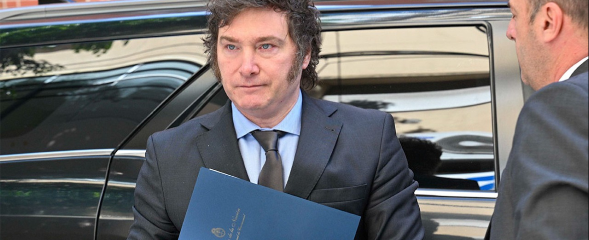 Reforma laboral: Javier Milei sigue la sesión desde Olivos, a la espera de celebrar por la noche