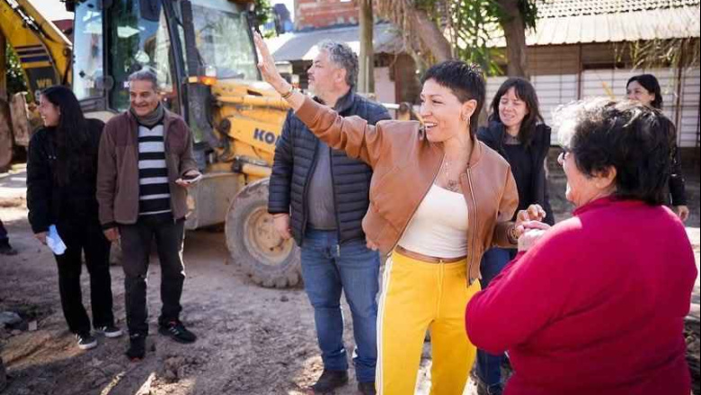Mayra Mendoza y Cecilia Soler supervisaron la Obra Hidráulica Ezpeleta Oeste