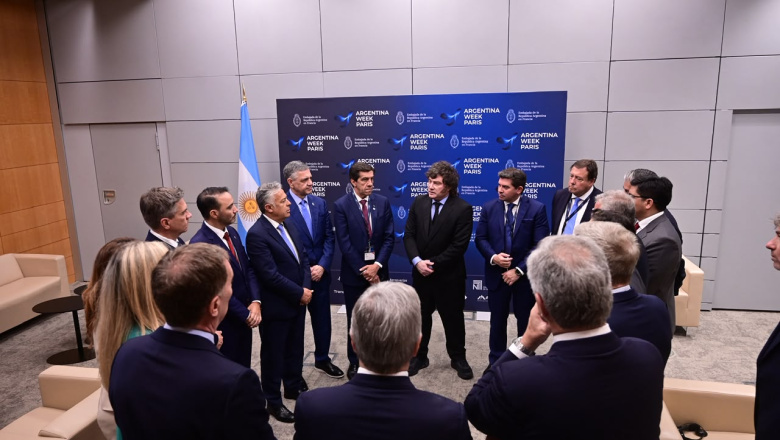 De parado: Milei recibió a los gobernadores que "aportan gobernabilidad" y son clave para 2027