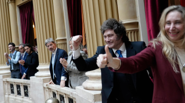 El día de furia de Javier Milei: Rockymovie y una de "chorros", "corruptos" y "asesinos"