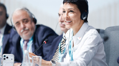 Mayra Mendoza busca financiamiento para la obra de Los Arroyos en el Foro Urbano Mundial de la ONU